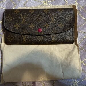 Louis Vuitton Emilie Wallet